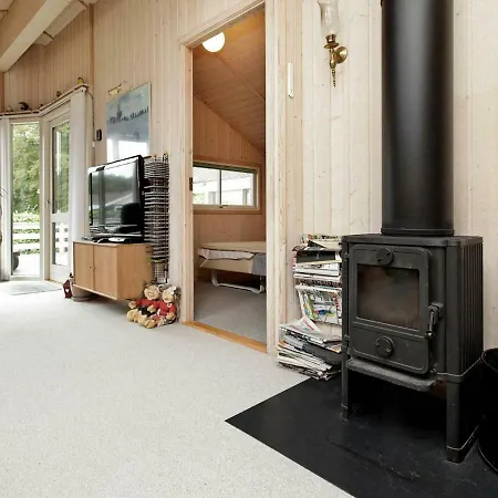 Three-bedroom Holiday In Bjert 3 بيت للعطل Sønder Bjert